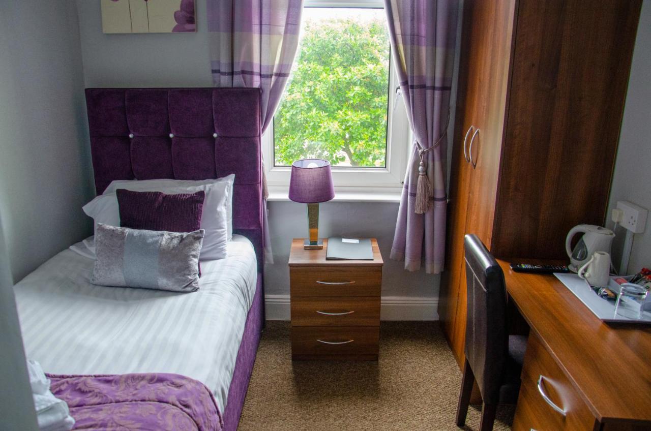 The Lemonfield Sunderland (Tyne and Wear)