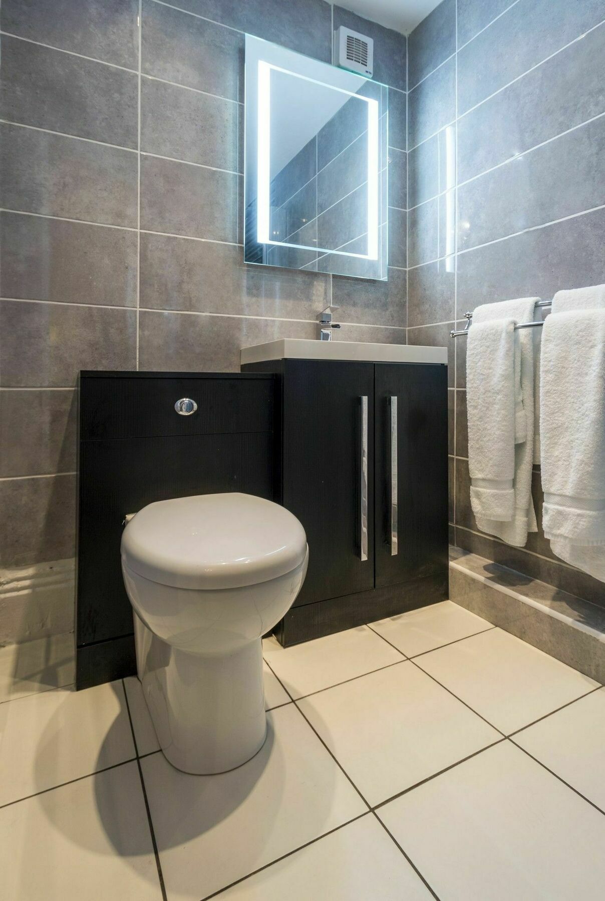 The Lemonfield Hotel 4*